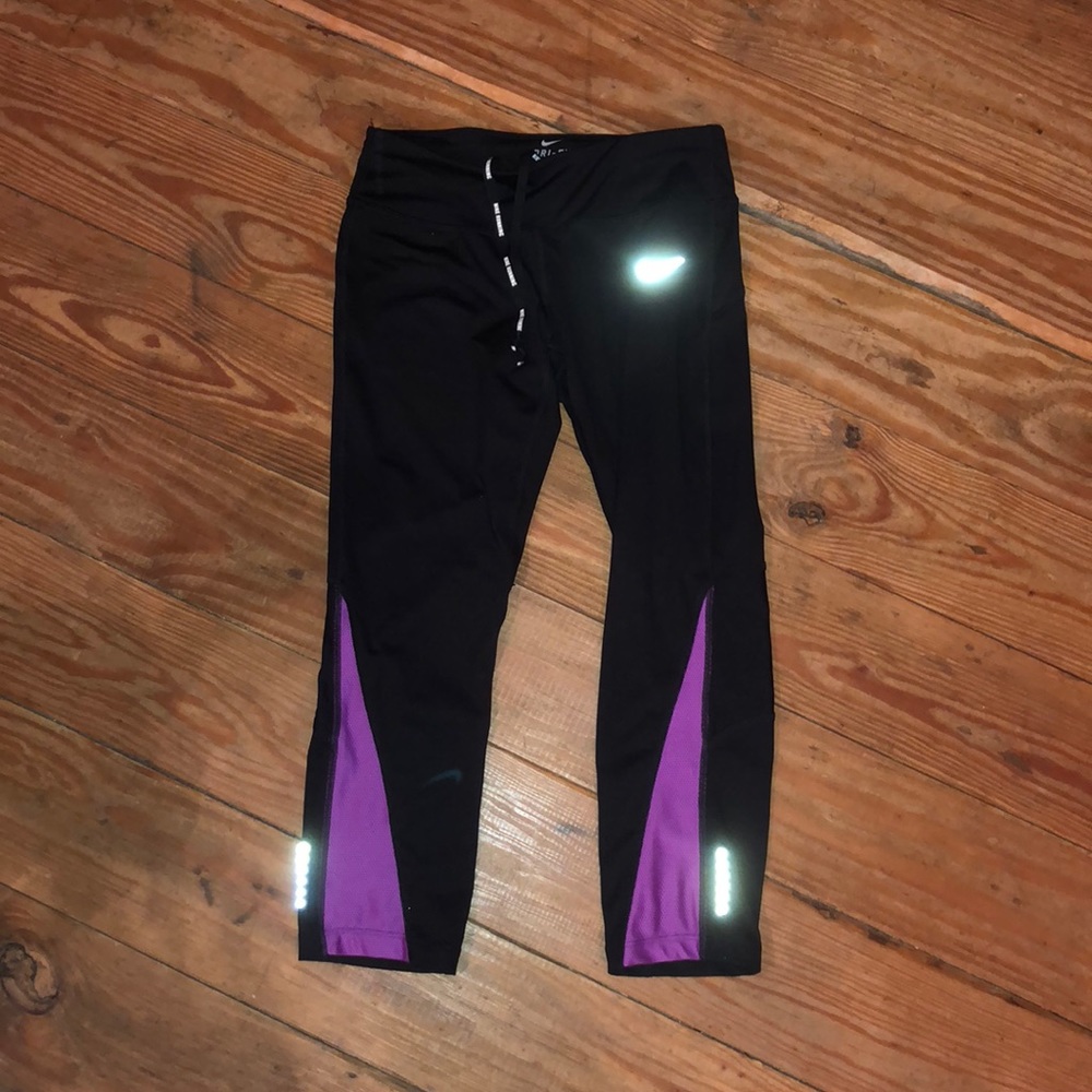 Nike Dri-Fit Leggings💜🖤
